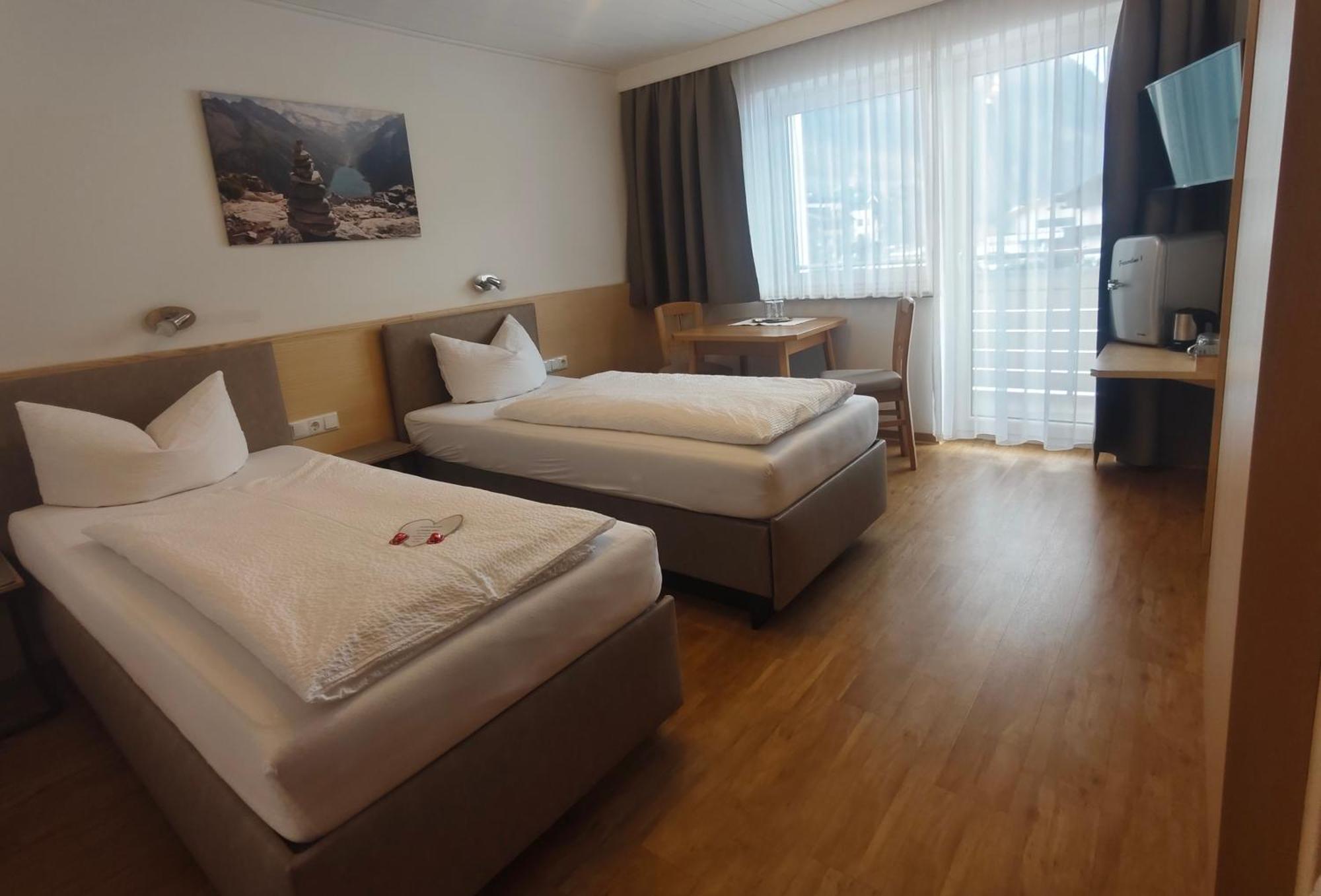 Gaestehaus Holaus Mayrhofen Luaran gambar