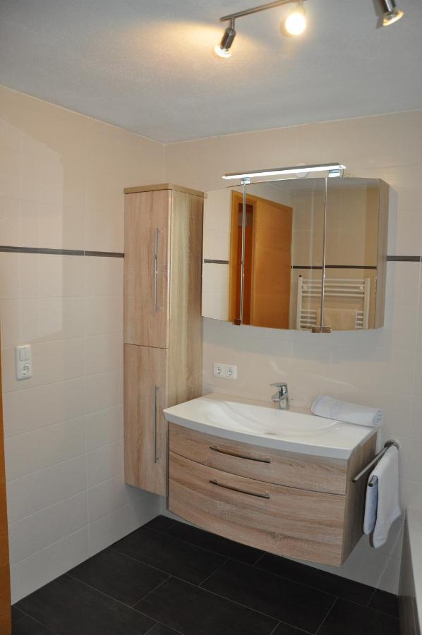 Gaestehaus Holaus Mayrhofen Luaran gambar